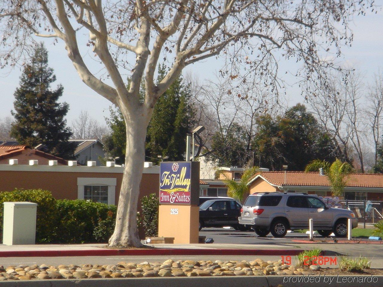 Tri-Valley Inn & Suites Pleasanton Exterior foto